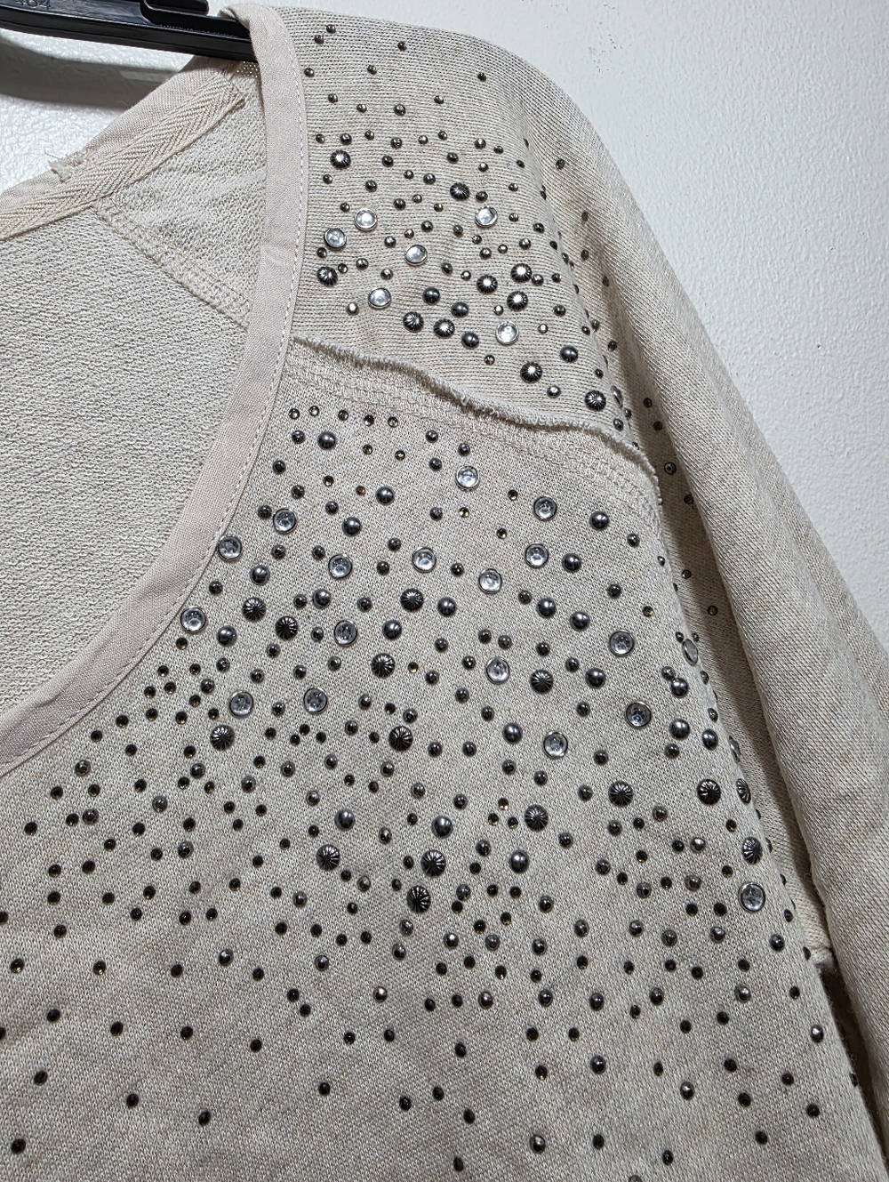 NWT! Maurices XL Cream Studded Rhinestone Embellished Layered Hem Top✨ - Picture 4 of 7